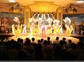 红艺人表演