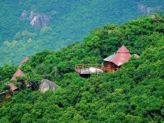 亚龙湾热带天堂森林公园