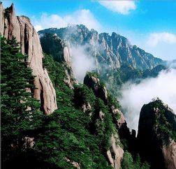 黄山：'登黄山天下无山'